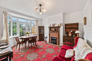 Dining Room- click for photo gallery